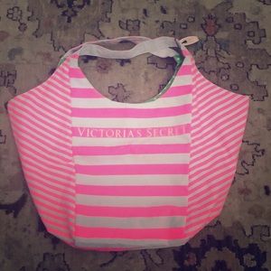 VS tote